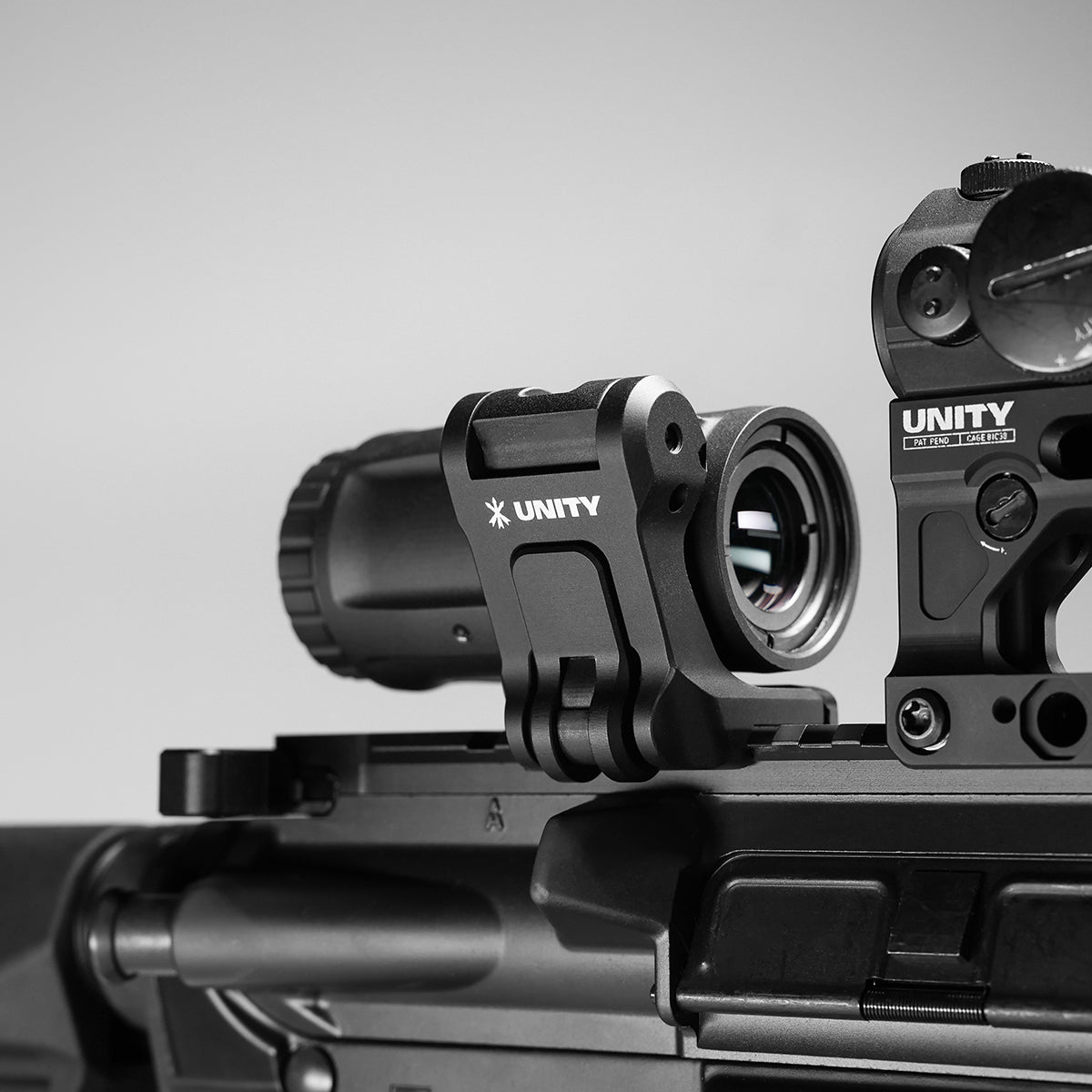 FAST™ FTC 4X Magnifier | Integrated Design | Flip-to-Center | Rapid Sight Transition