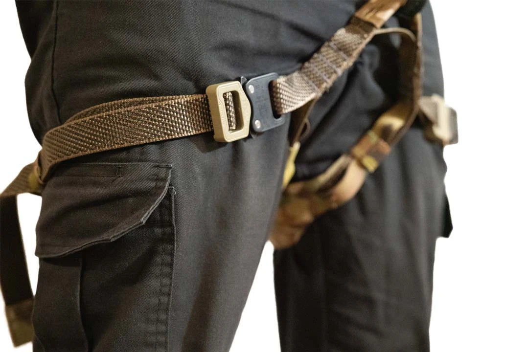 ISH Integrated Tactical Quick-Release Safety Harness System | Tactical Belt × Helicopter Restraint System × Certified Harness Integrated in One