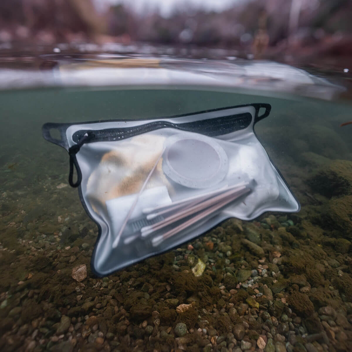 DAKA® Waterproof Window Pouch 防水視窗收納袋 | IPX7 防水 × 透明視窗 × 全面保護重要裝備