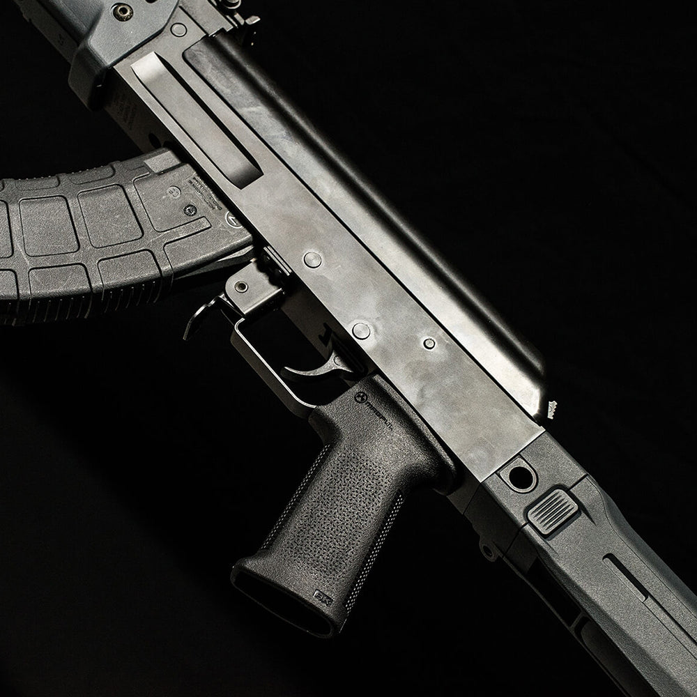 MOE SL® AK Grip – AK47/AK74:短 LOP 槍械的垂直角度纖薄升級