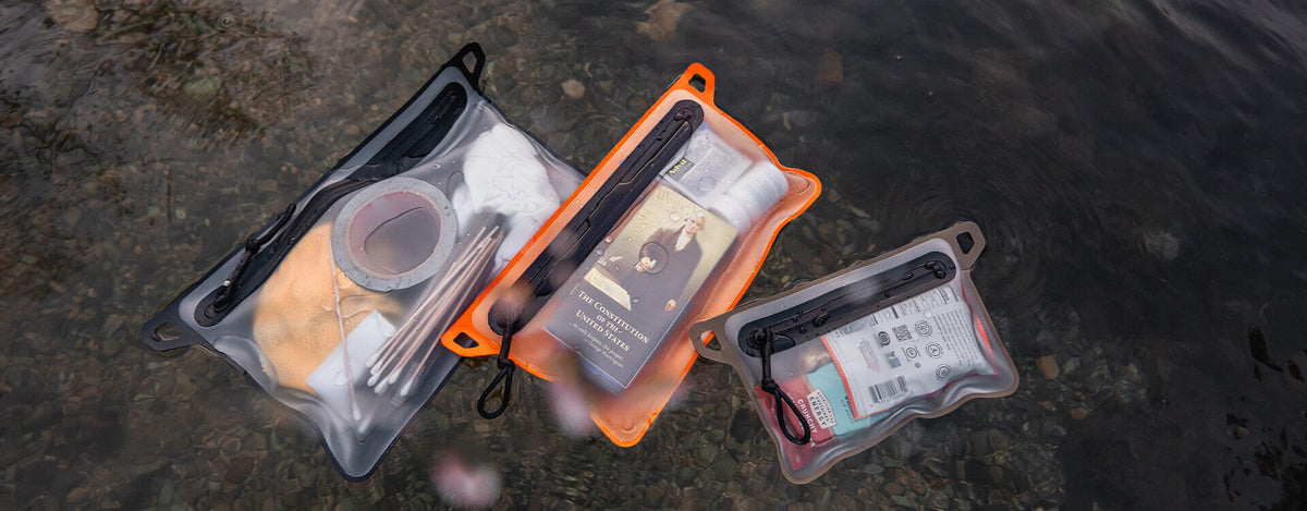 DAKA® Waterproof Window Pouch 防水視窗收納袋 | IPX7 防水 × 透明視窗 × 全面保護重要裝備
