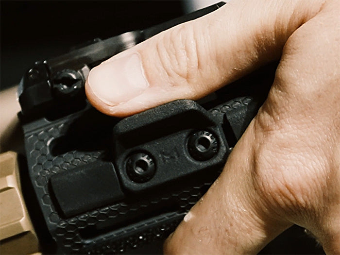 Magpul® M-LOK® Thumb Shelf | Precision Control × Rapid Sight Reacquisition × Minimalist, Low-Profile Design