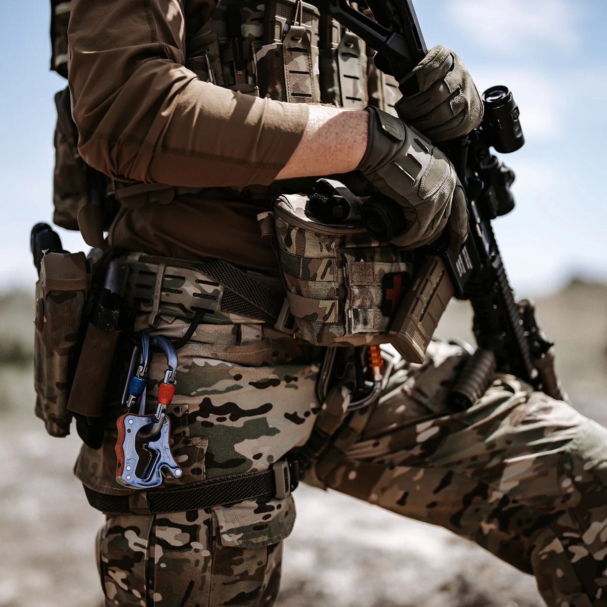 ISH Integrated Tactical Quick-Release Safety Harness System | Tactical Belt × Helicopter Restraint System × Certified Harness Integrated in One