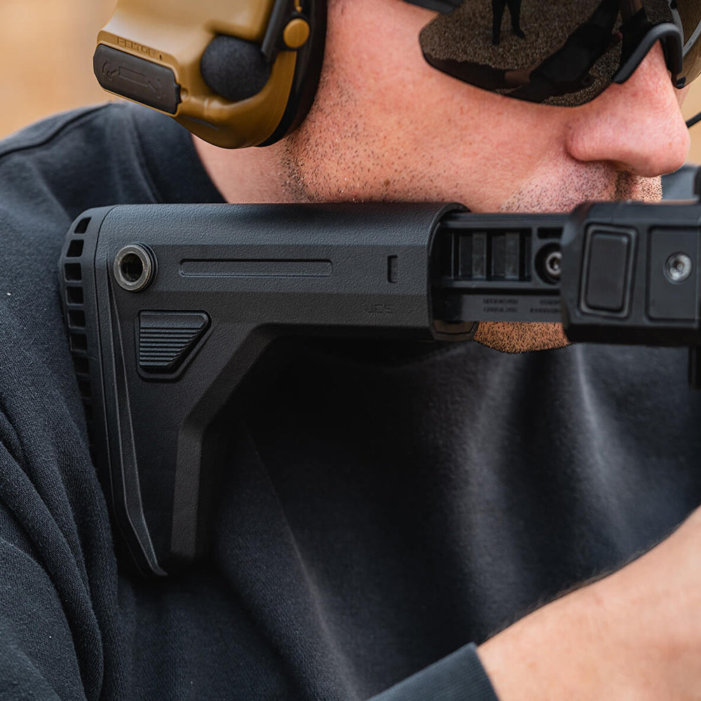 Magpul® UCS™ (Universal Carbine Stock)：M1913 Picatinny 平台終極解決方案