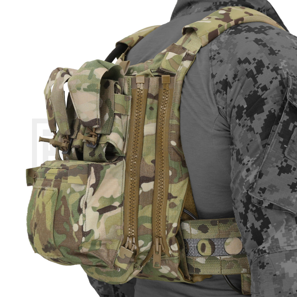 Back panel hydration bag